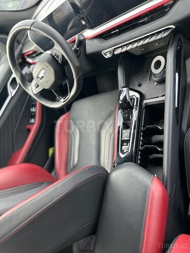 Geely Coolray-6