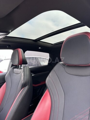 Geely Coolray-13