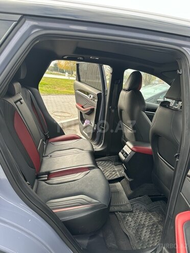 Geely Coolray-8