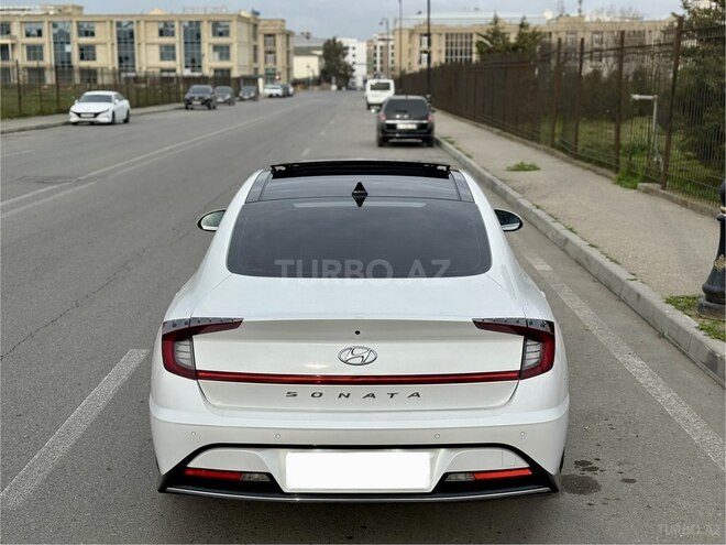 Hyundai Sonata-5