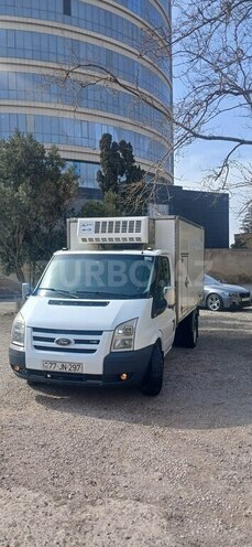 Ford Transit-2
