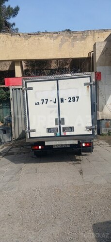 Ford Transit-10