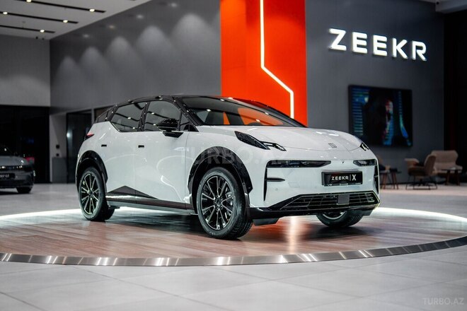 ZEEKR X-3