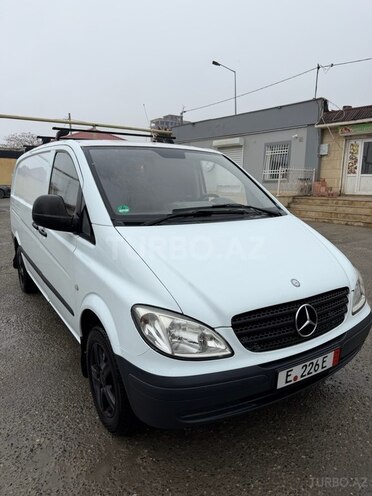 Mercedes Vito-1