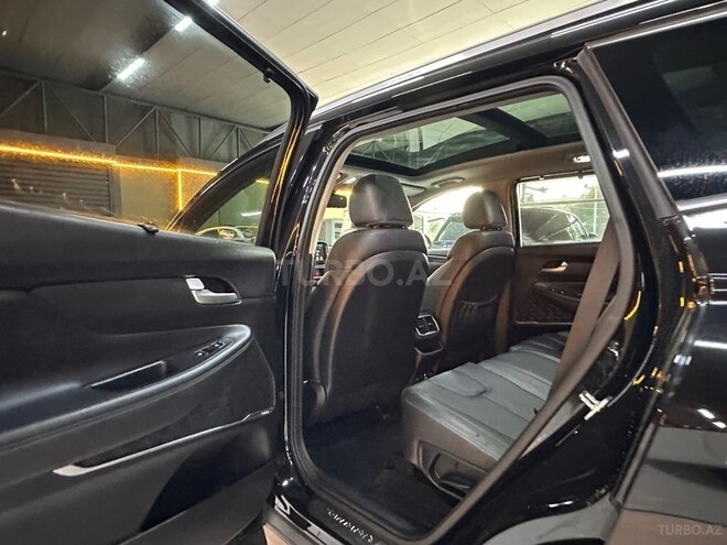 Hyundai Santa Fe-14
