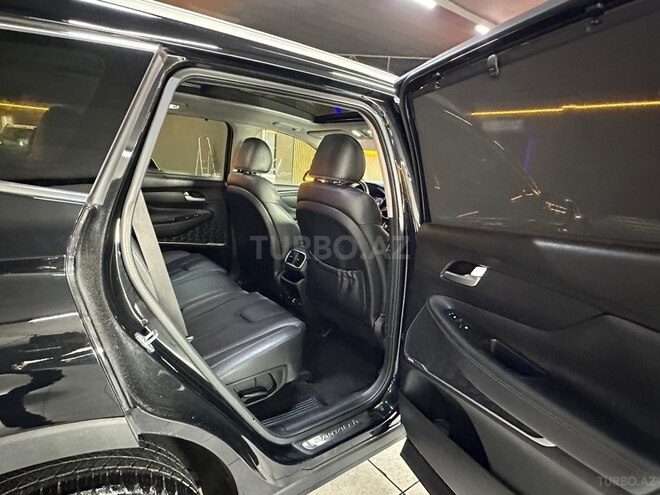 Hyundai Santa Fe-15