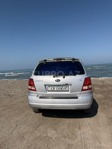 Kia Sorento-2