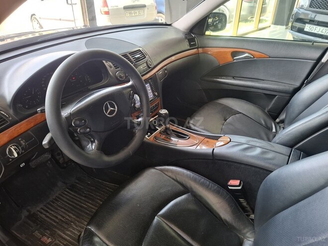 Mercedes E 220-14