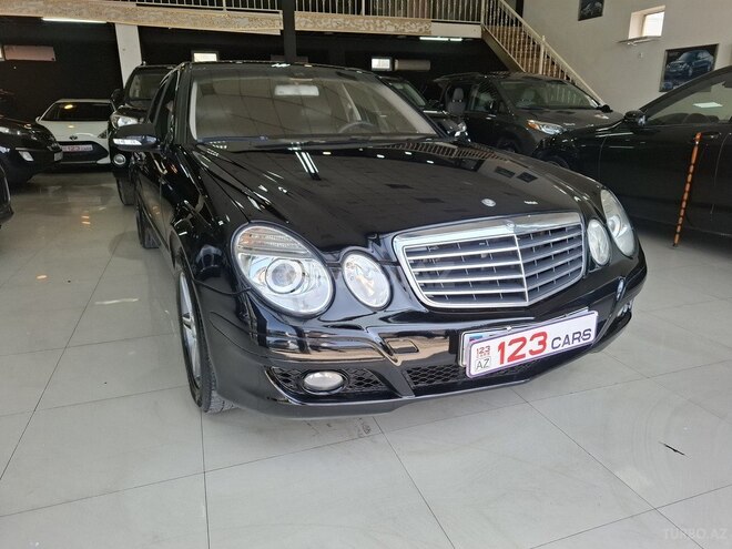 Mercedes E 220-2