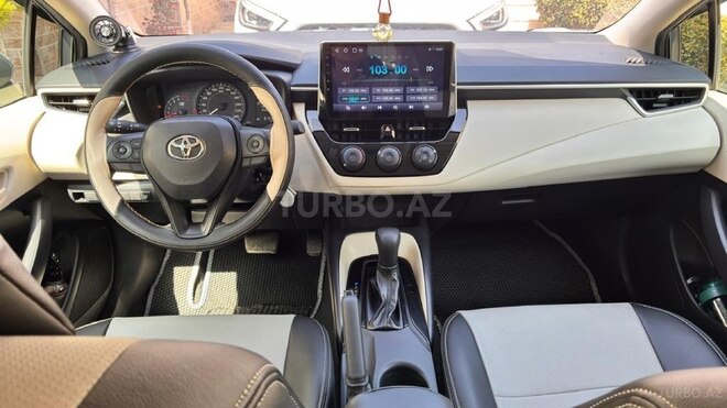 Toyota Corolla-8