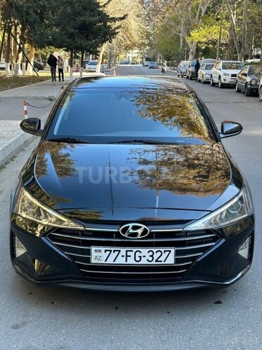 Hyundai Elantra-2