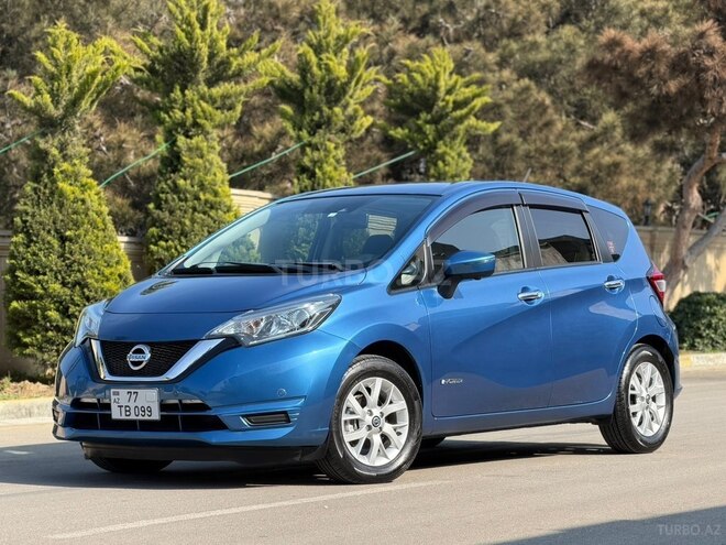 Nissan Note-4