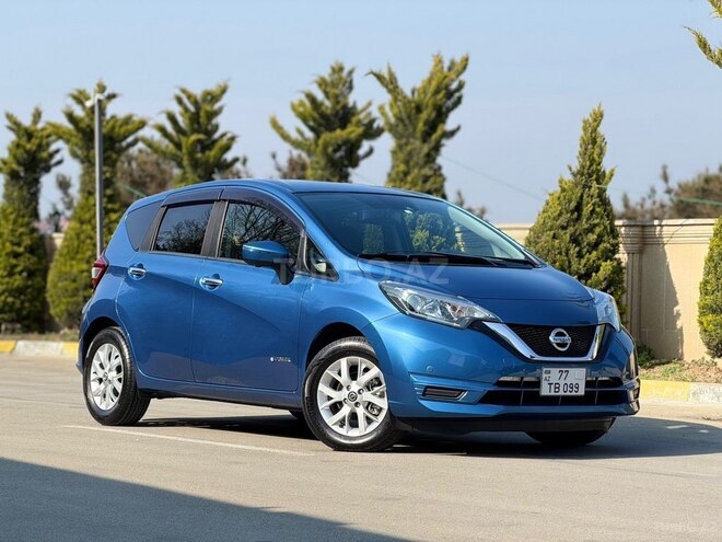 Nissan Note-2