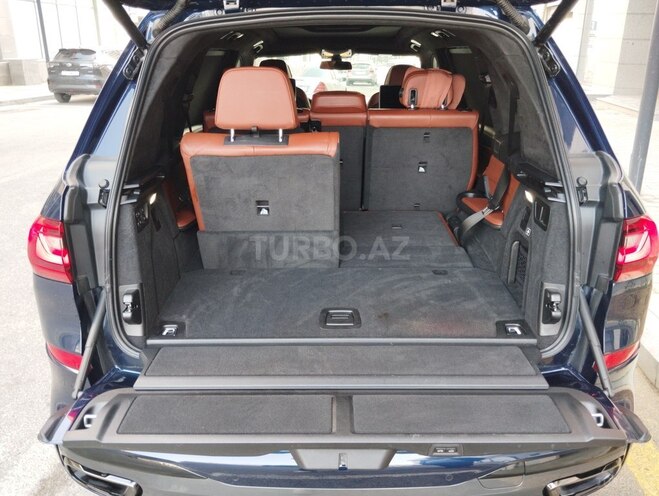 BMW X7-20