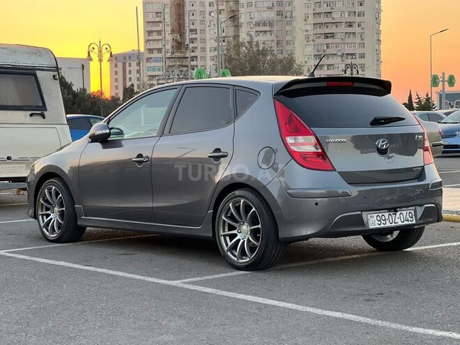 Hyundai i30-6