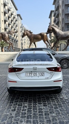 Honda Insight-7