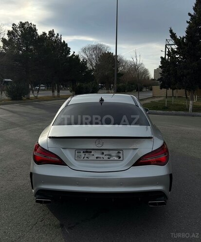 Mercedes CLA 250-5