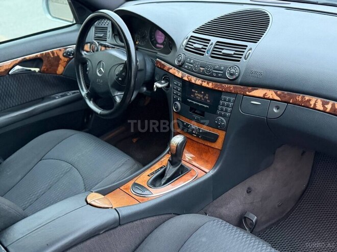 Mercedes E 270 2002, 342,000 km - 2.7 л - Bakı