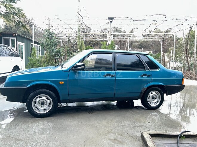 LADA (VAZ) 21099-5