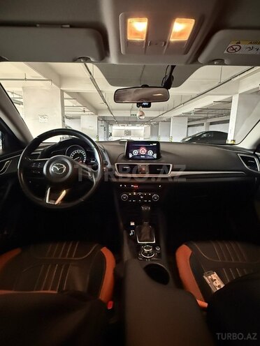 Mazda 3-8