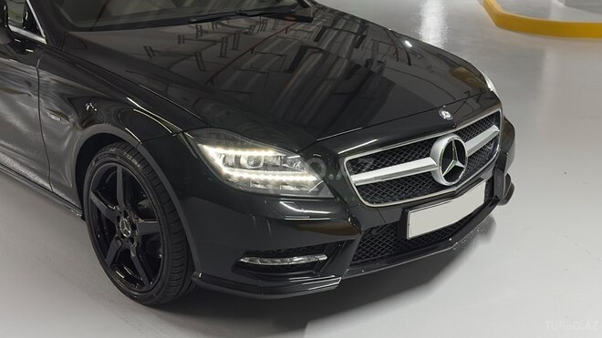 Mercedes CLS 350-3