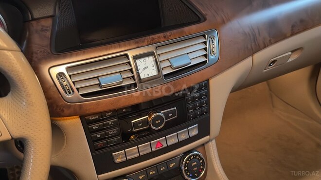 Mercedes CLS 350-8
