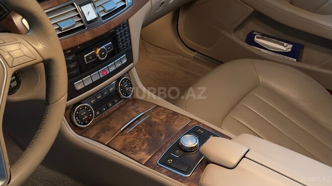 Mercedes CLS 350-18