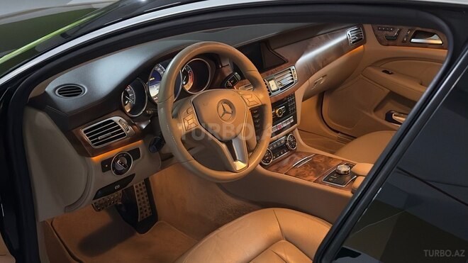 Mercedes CLS 350-17
