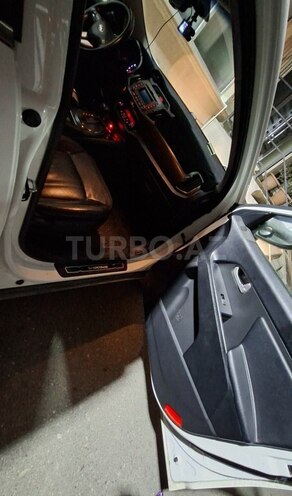 Kia Sportage-12