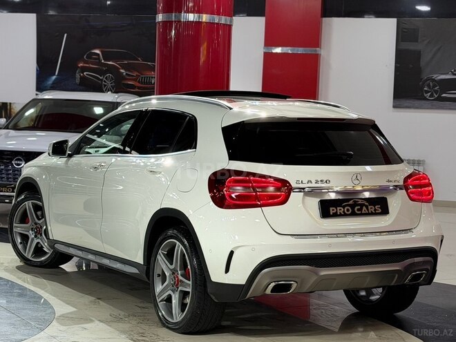 Mercedes GLA 250 4MATIC-11