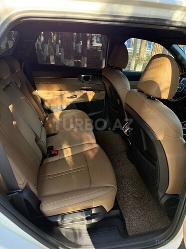 Kia Sorento-12