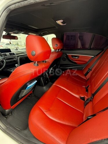 BMW 330-8