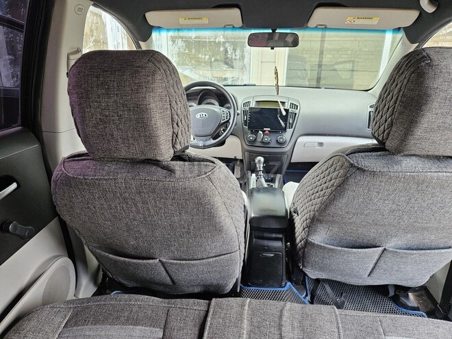 Kia Ceed-7