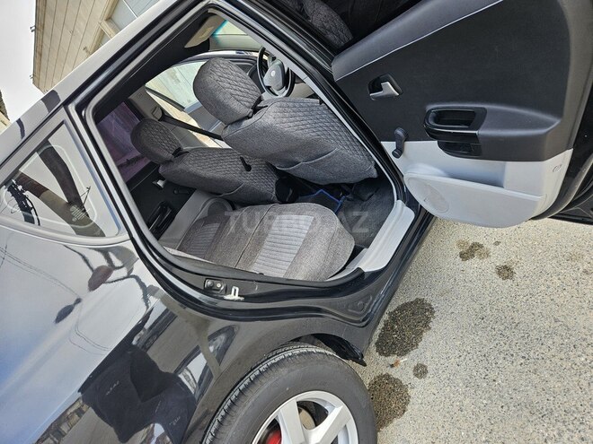 Kia Ceed-8