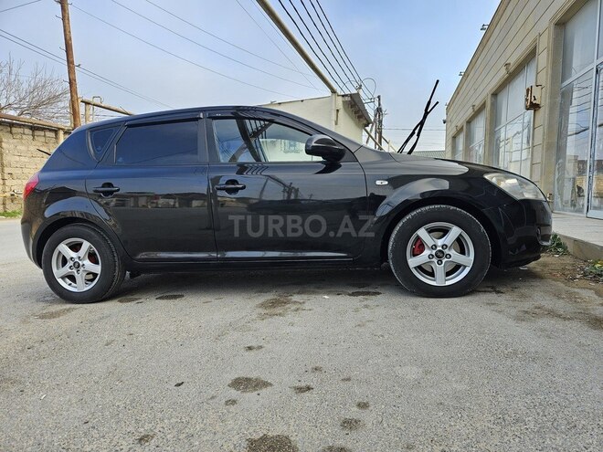 Kia Ceed-2