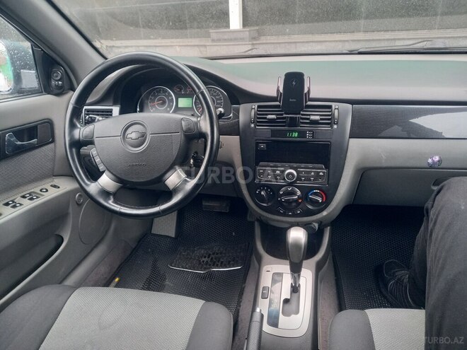 Chevrolet Lacetti-7