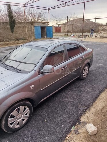 Chevrolet Lacetti-16