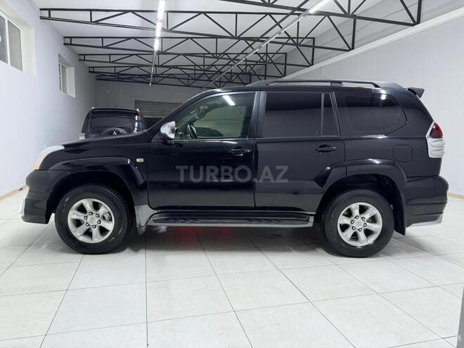 Toyota Land Cruiser Prado-5