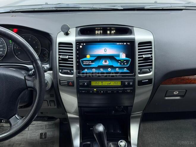 Toyota Land Cruiser Prado-10