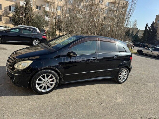 Mercedes B 170-2
