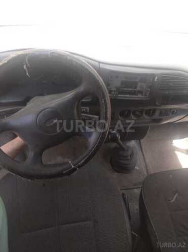 Ford Transit-7
