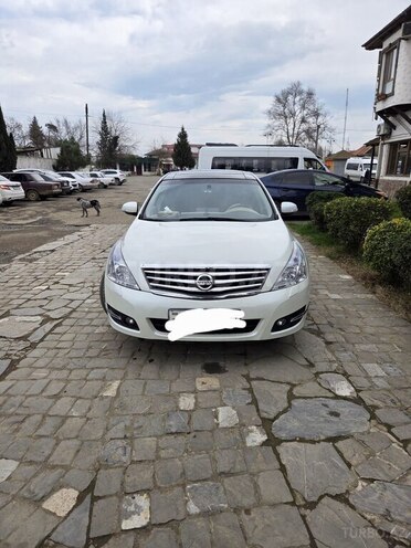 Nissan Teana-1