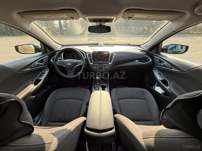 Chevrolet Malibu-3