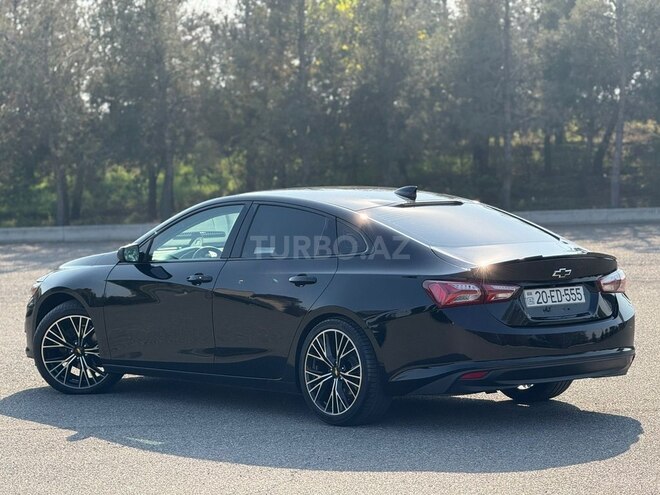 Chevrolet Malibu-12