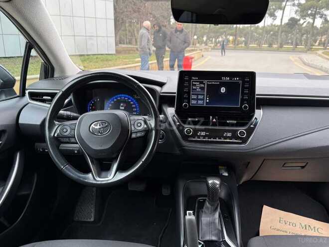 Toyota Corolla-4