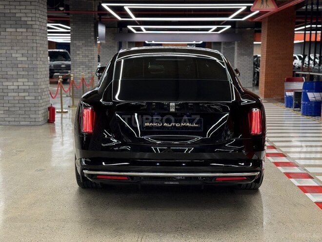 Rolls-Royce Spectre-3
