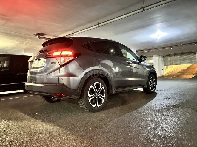 Honda HR-V-4