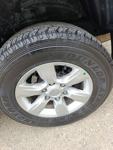 Toyota Land Cruiser Prado 2014, 235,000 km - 2.7 л - Sumqayıt