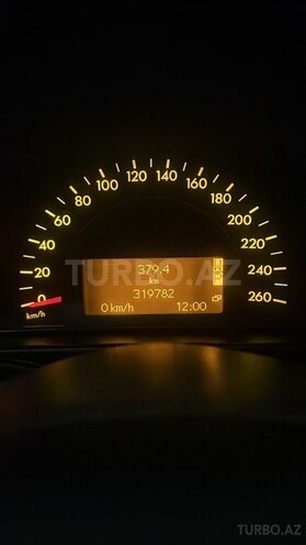 Mercedes C 200-17