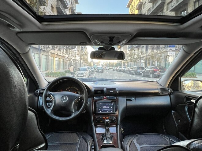 Mercedes C 200-11
